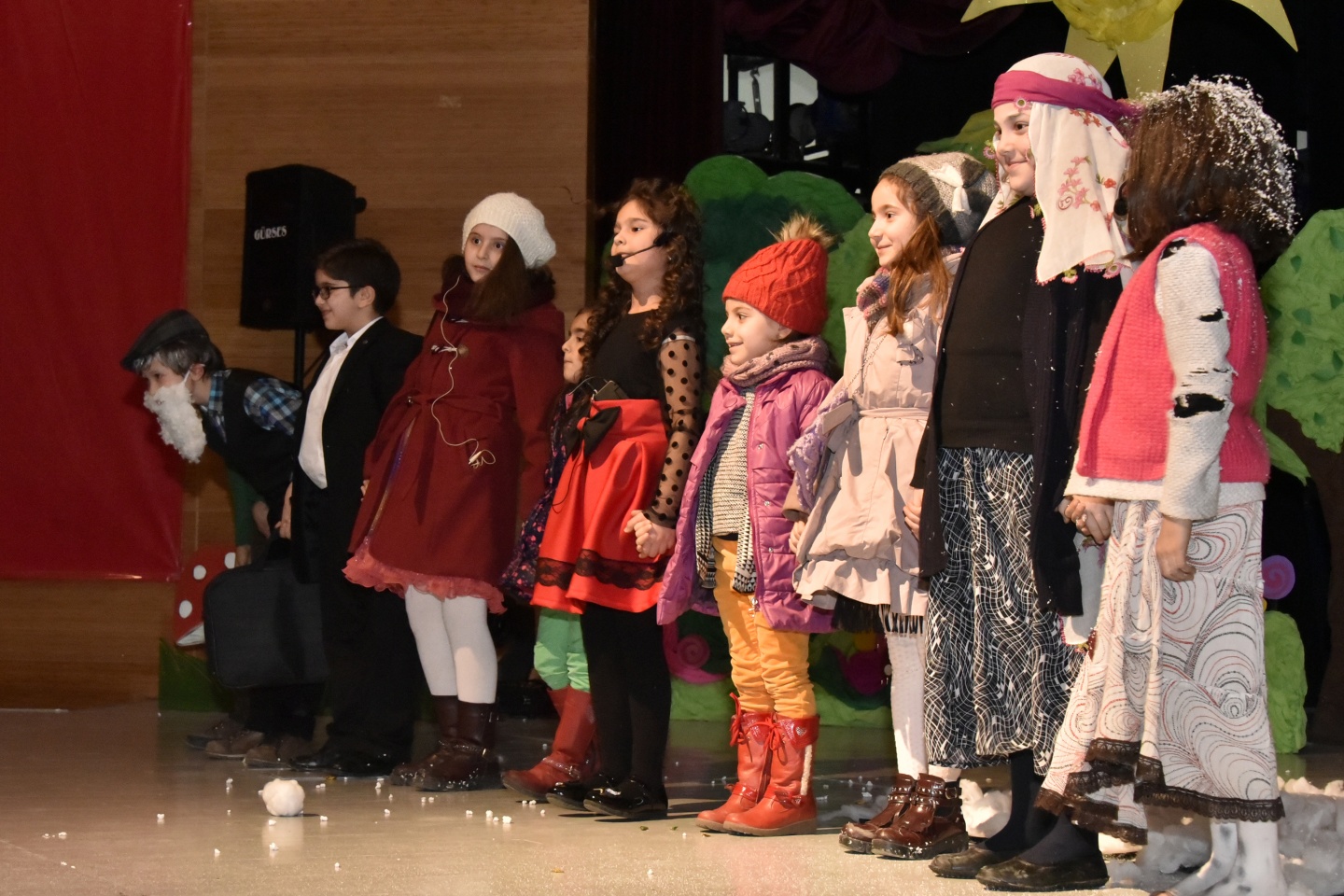 Minikler masal anlattı, büyükler dinledi 30