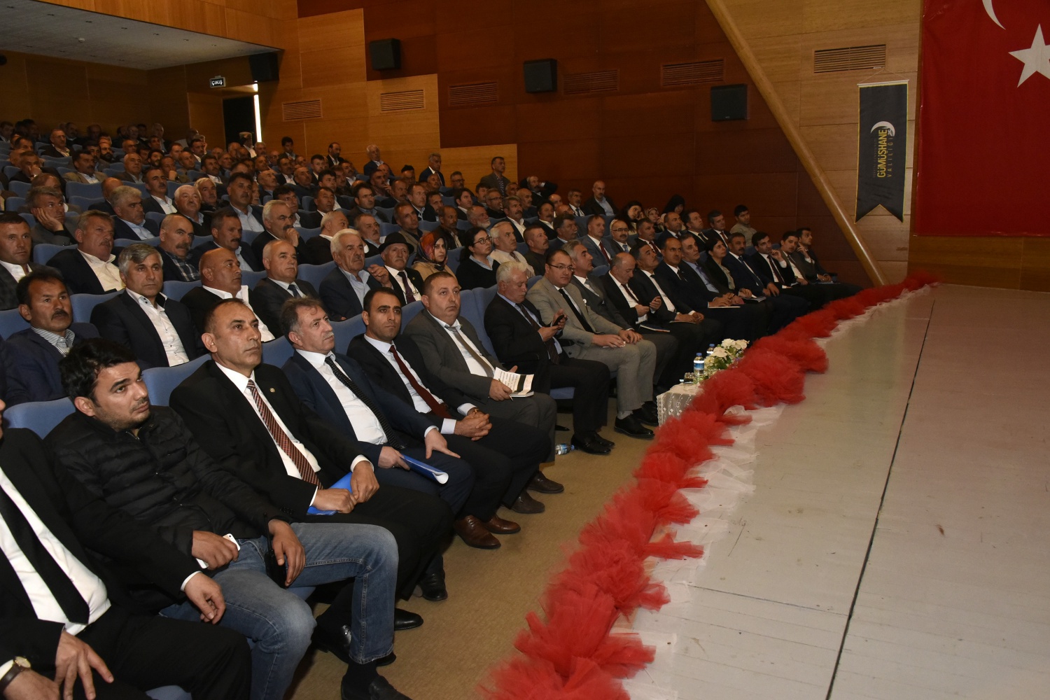 Gümüşhane’de muhtarlara bilgilendirme toplantısı yapıldı 10