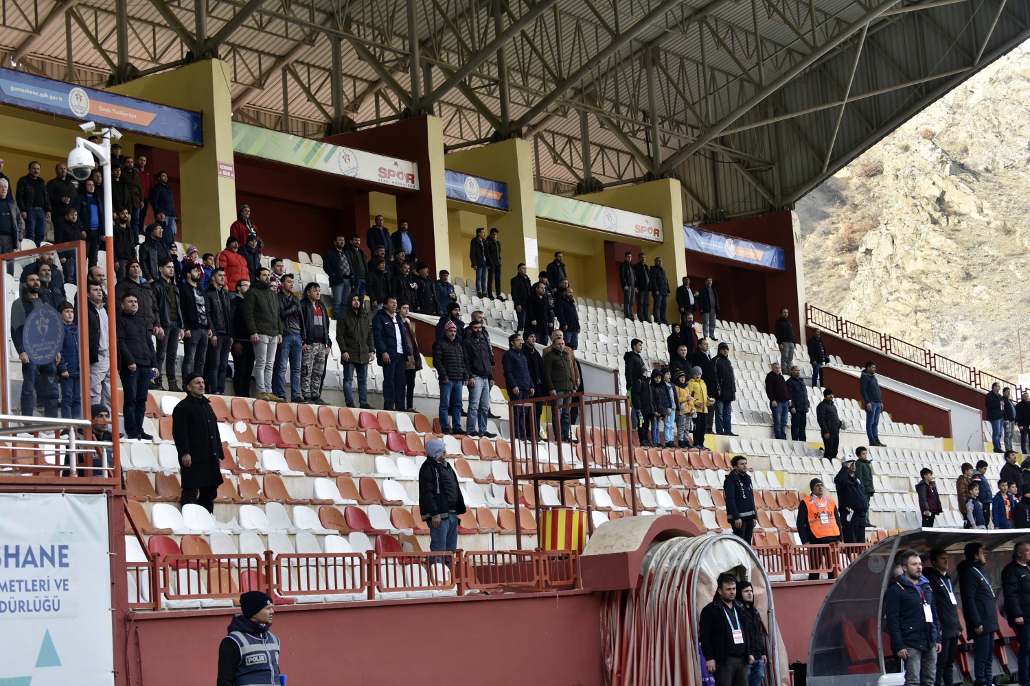 Gümüş kayıplarda: 1-2 3