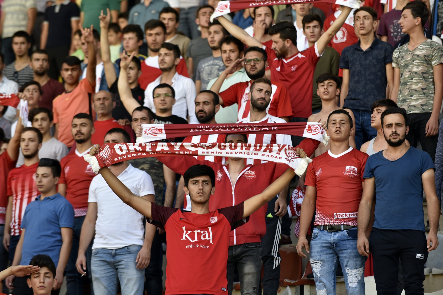 Gümüş, evinde de berabere: 1-1 12