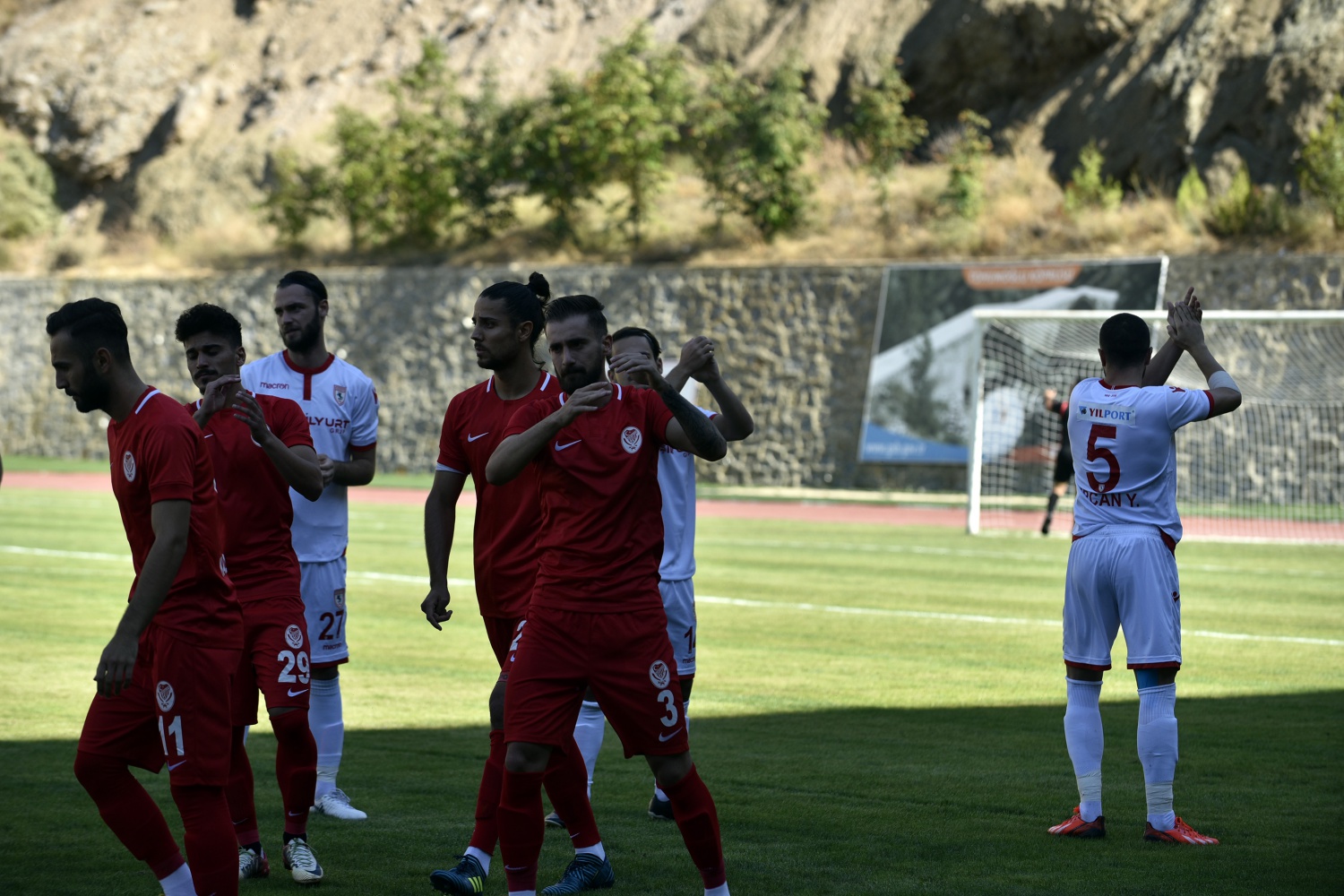 Gümüş, evinde de berabere: 1-1 15