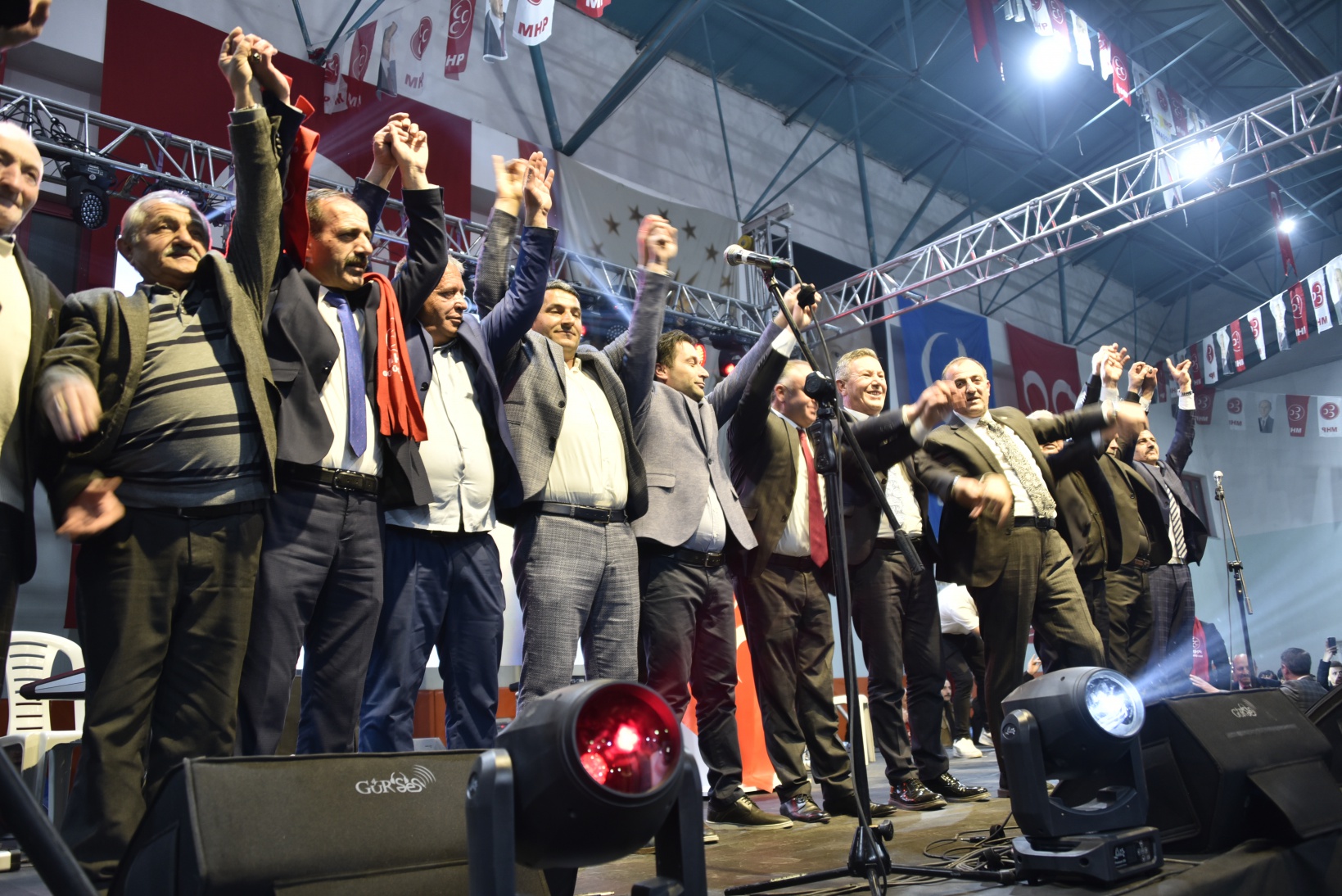 MHP’den aday tanıtım toplantısı 34