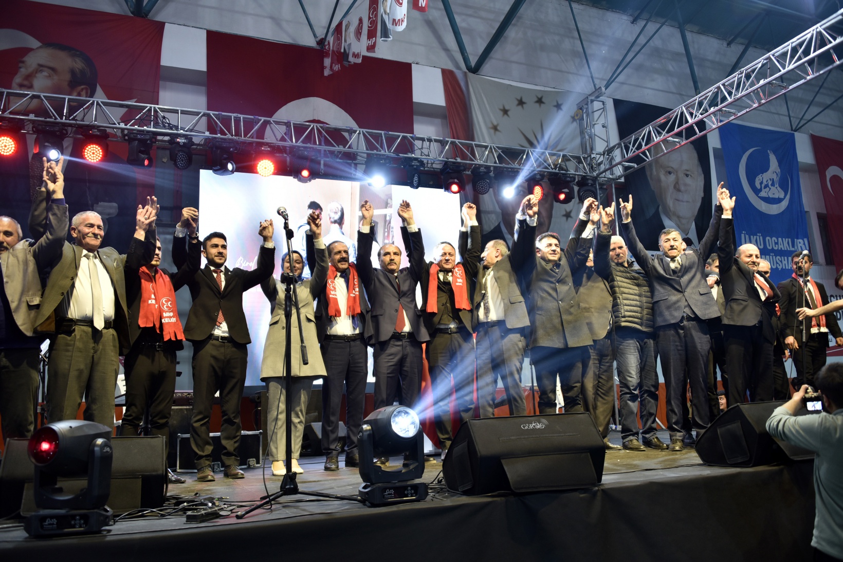 MHP’den aday tanıtım toplantısı 23