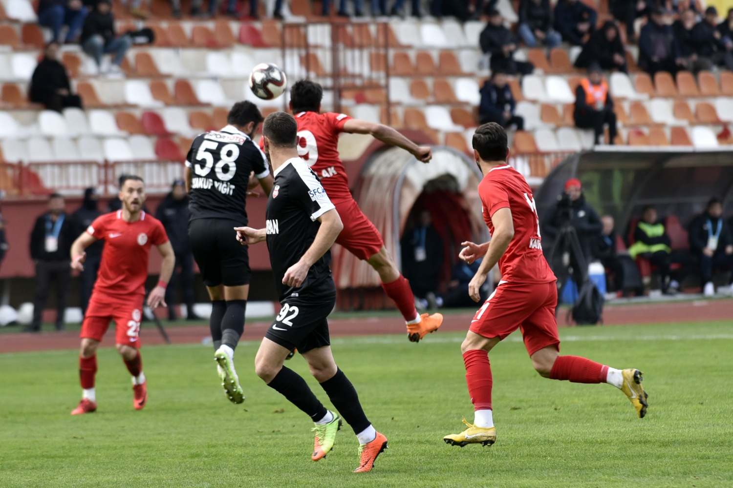 Gümüş kayıplarda: 1-2 23