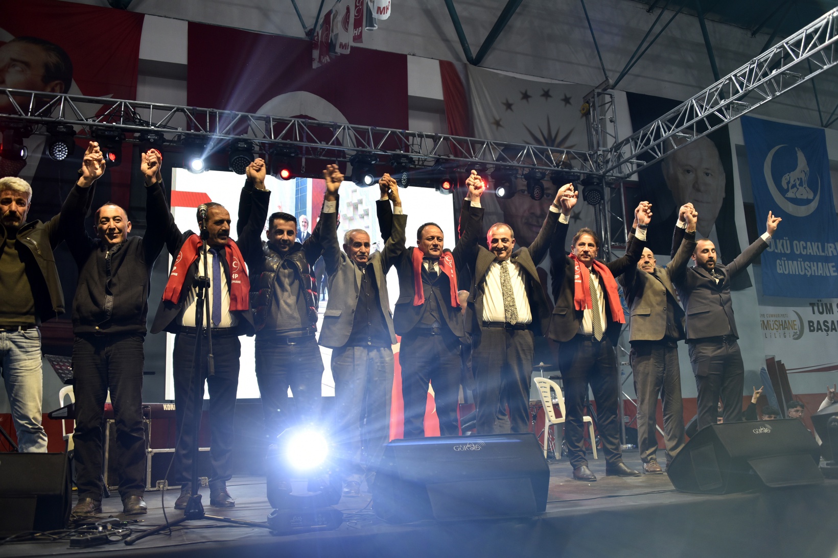 MHP’den aday tanıtım toplantısı 25