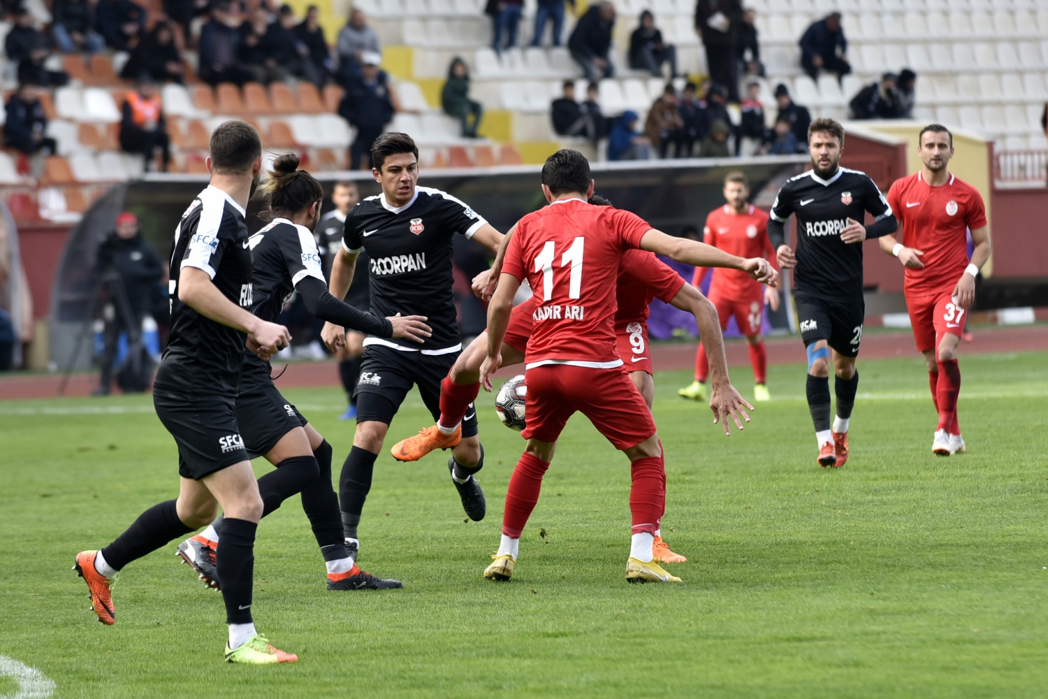 Gümüş kayıplarda: 1-2 28