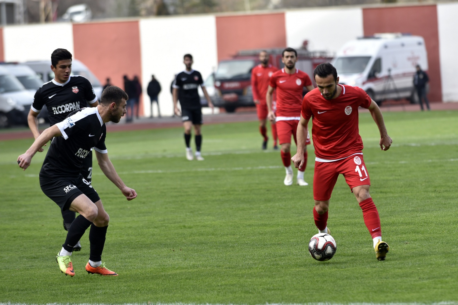 Gümüş kayıplarda: 1-2 29