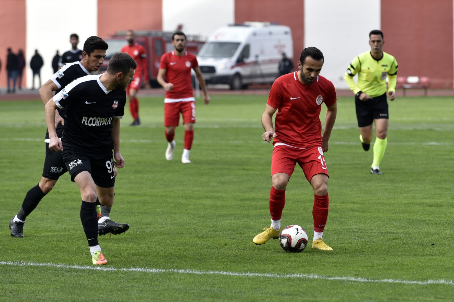 Gümüş kayıplarda: 1-2 33