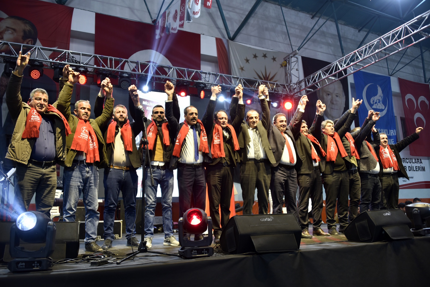 MHP’den aday tanıtım toplantısı 38