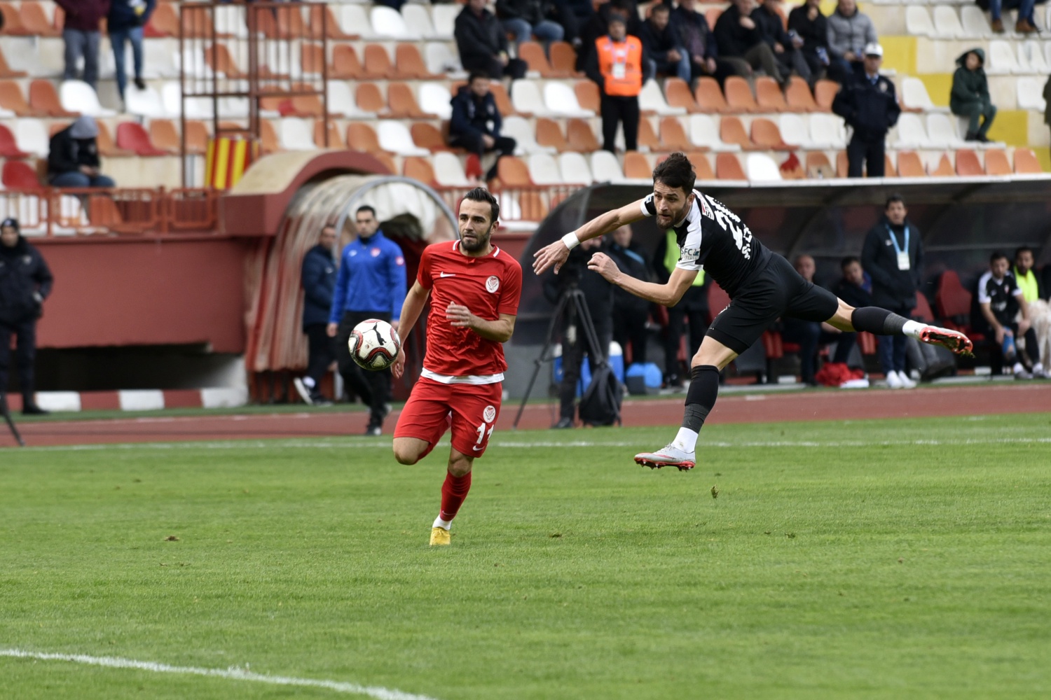 Gümüş kayıplarda: 1-2 43