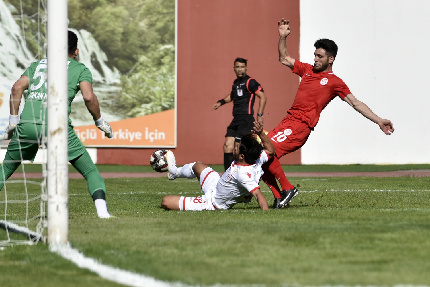 Gümüş, evinde de berabere: 1-1 36