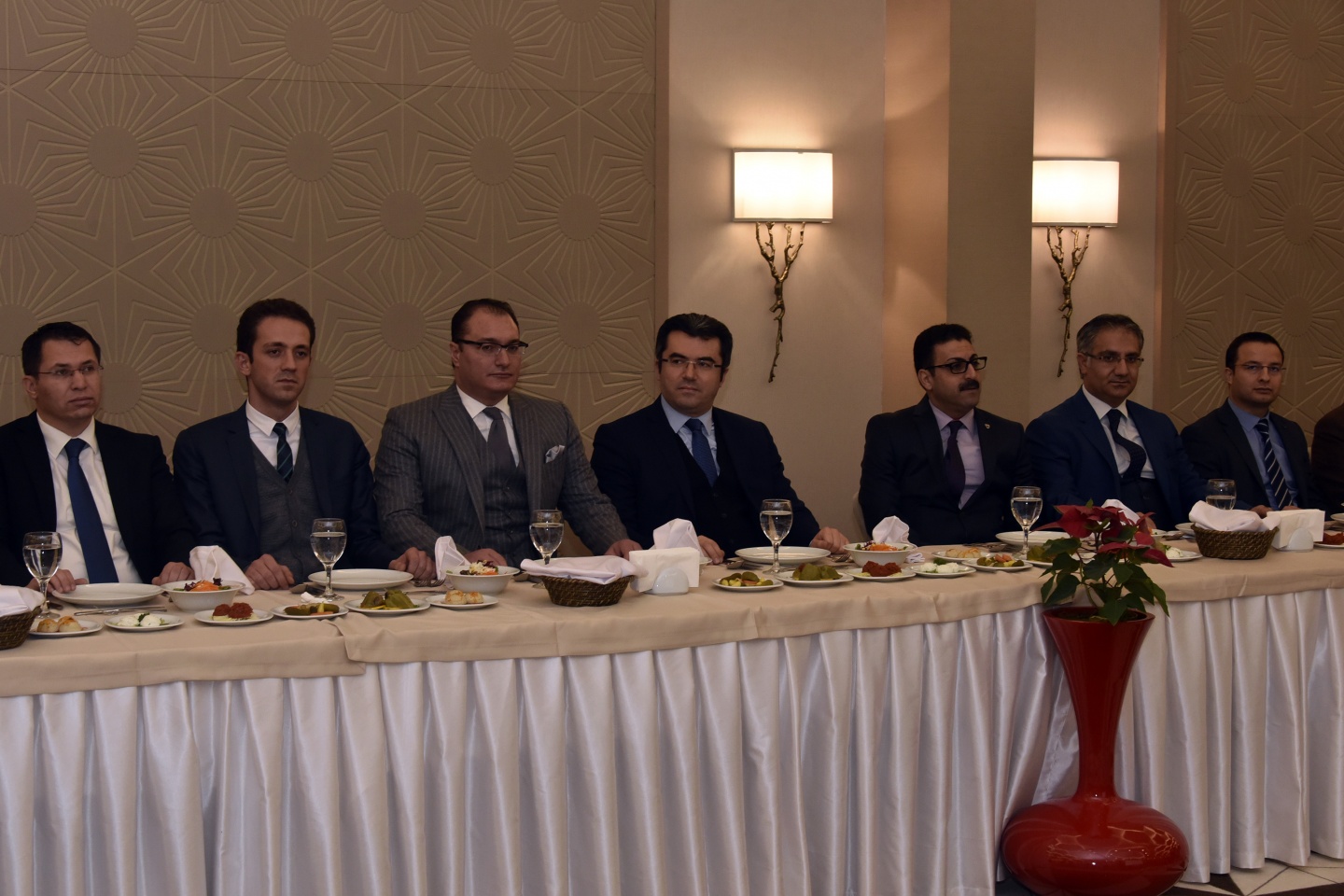 Gazeteciler ve İdareciler günü kutlandı 9