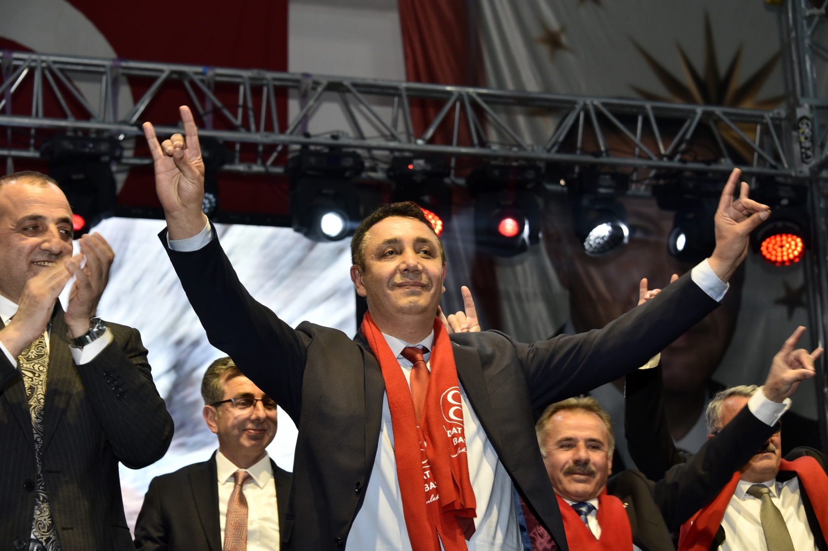 MHP’den aday tanıtım toplantısı 44