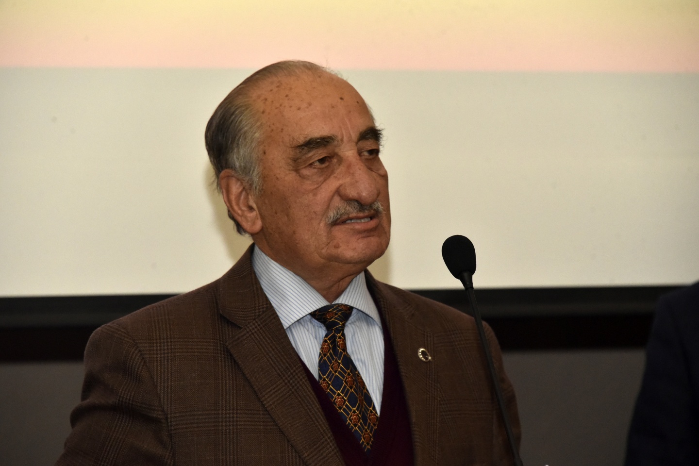 Gazeteciler ve İdareciler günü kutlandı 11