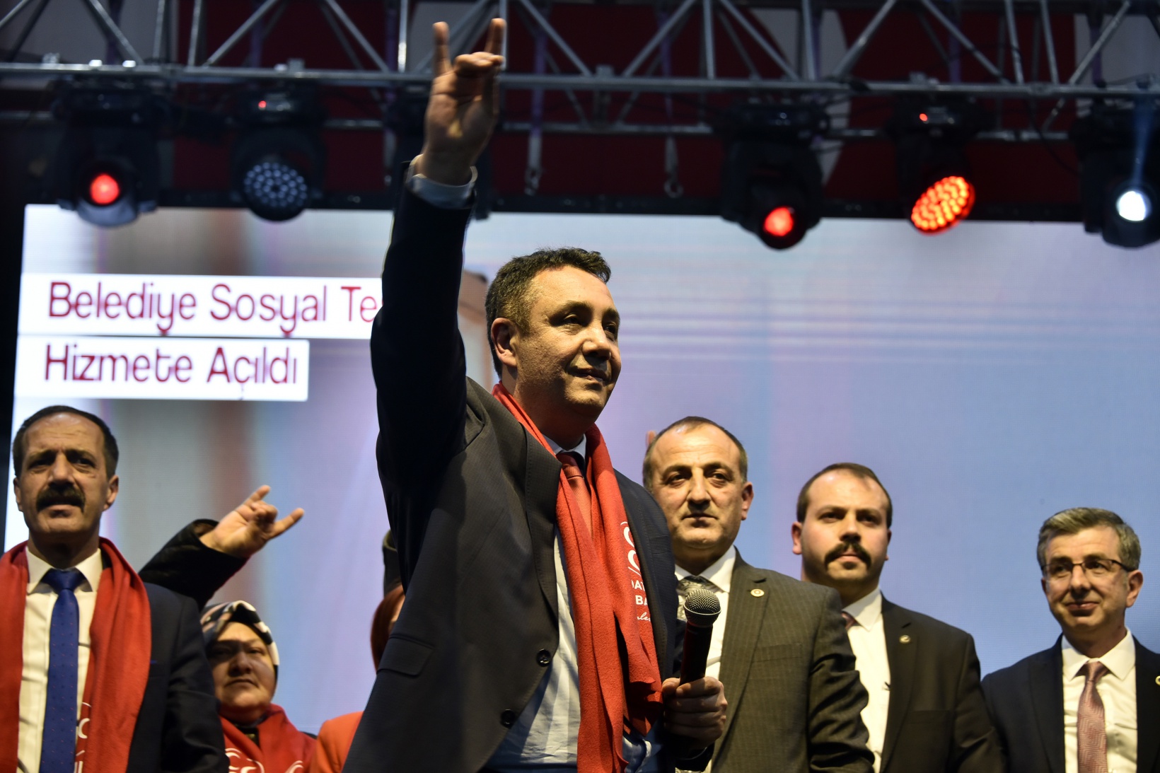 MHP’den aday tanıtım toplantısı 1