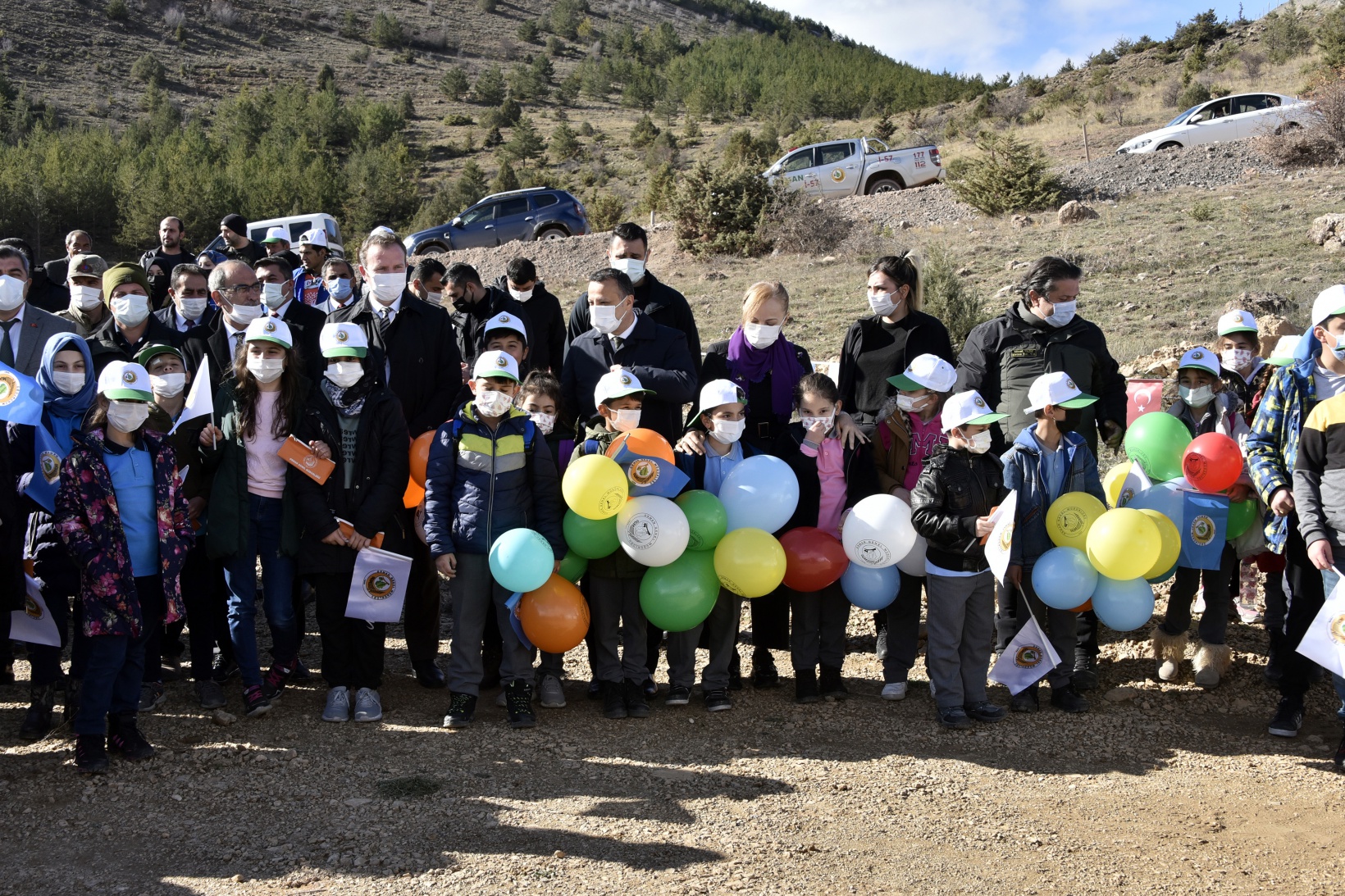 Gümüşhane’de Milli Ağaçlandırma Gününde binlerce fidan toprakla buluştu 19