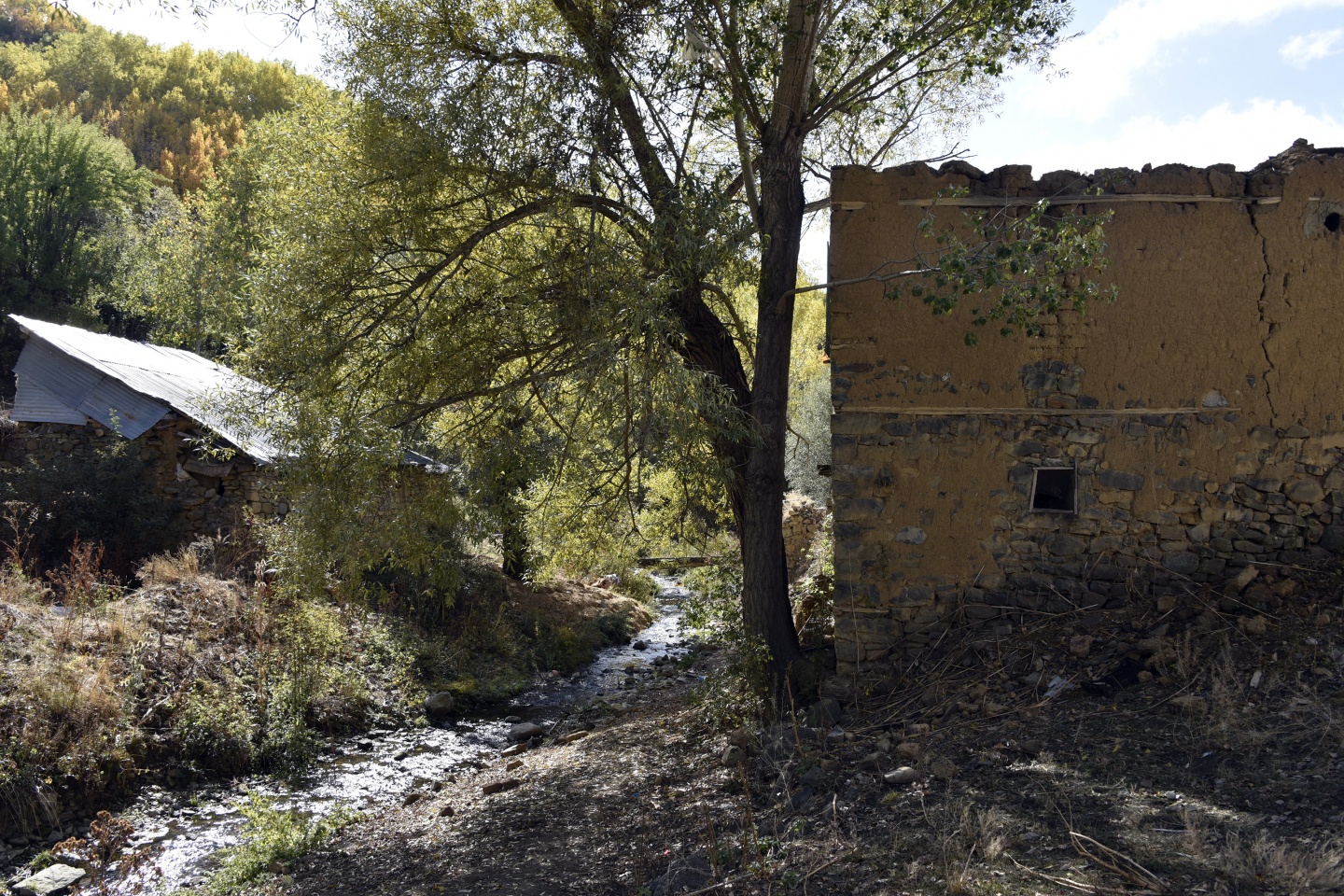Gümüşhane’de afet riski köy naklettirdi 6