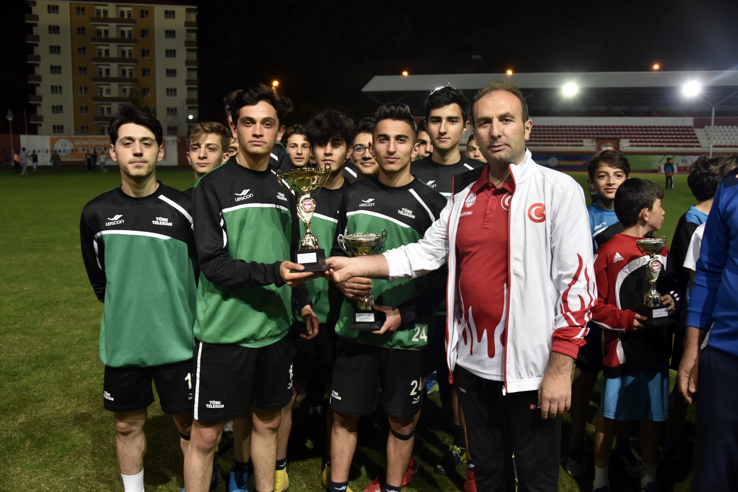 Gümüşhane’de ‘7’den 70’e spor etkinliği’ projesi başladı 13