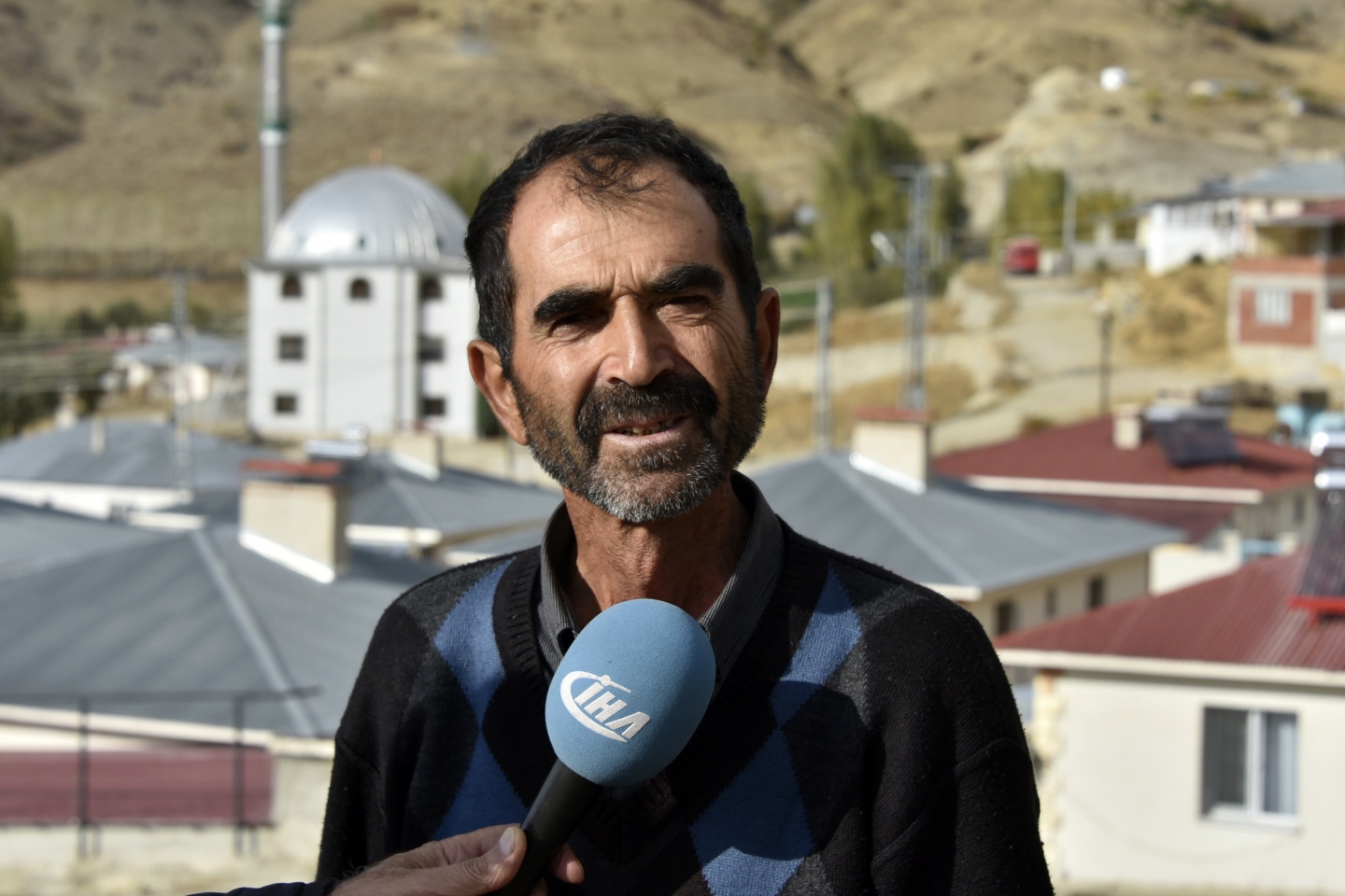 Gümüşhane’de afet riski köy naklettirdi 11