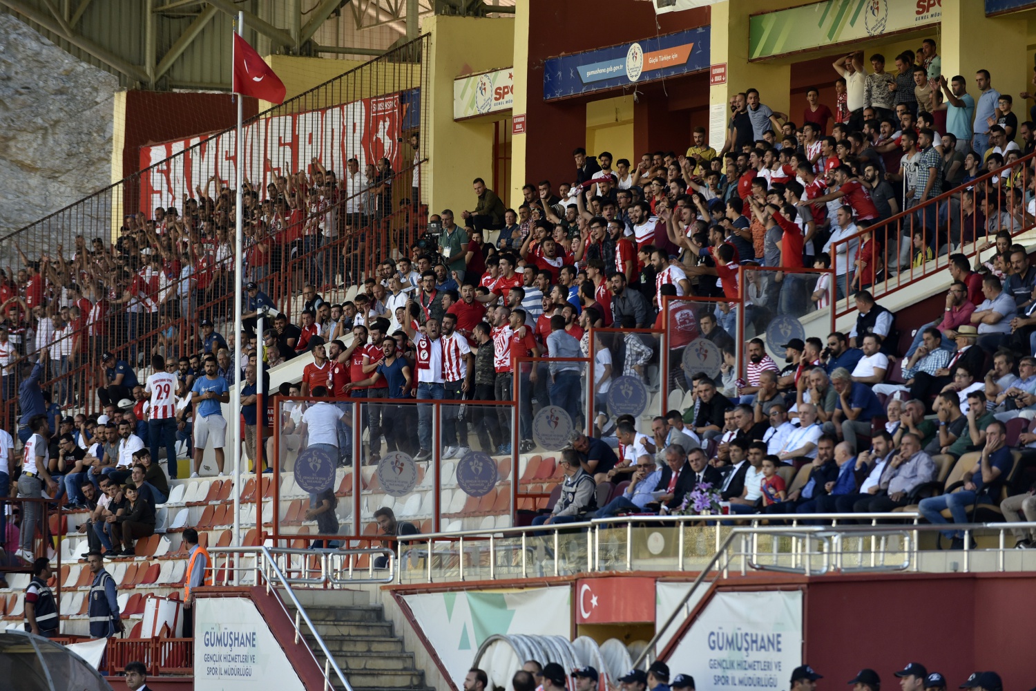 Gümüş, evinde de berabere: 1-1 80