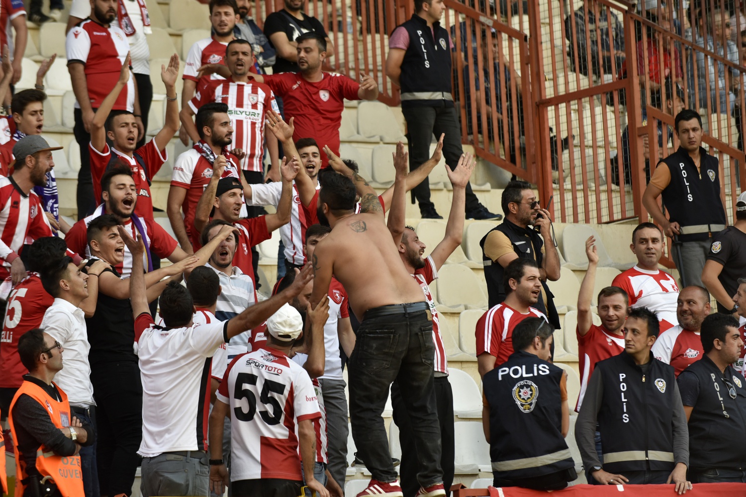 Gümüş, evinde de berabere: 1-1 112