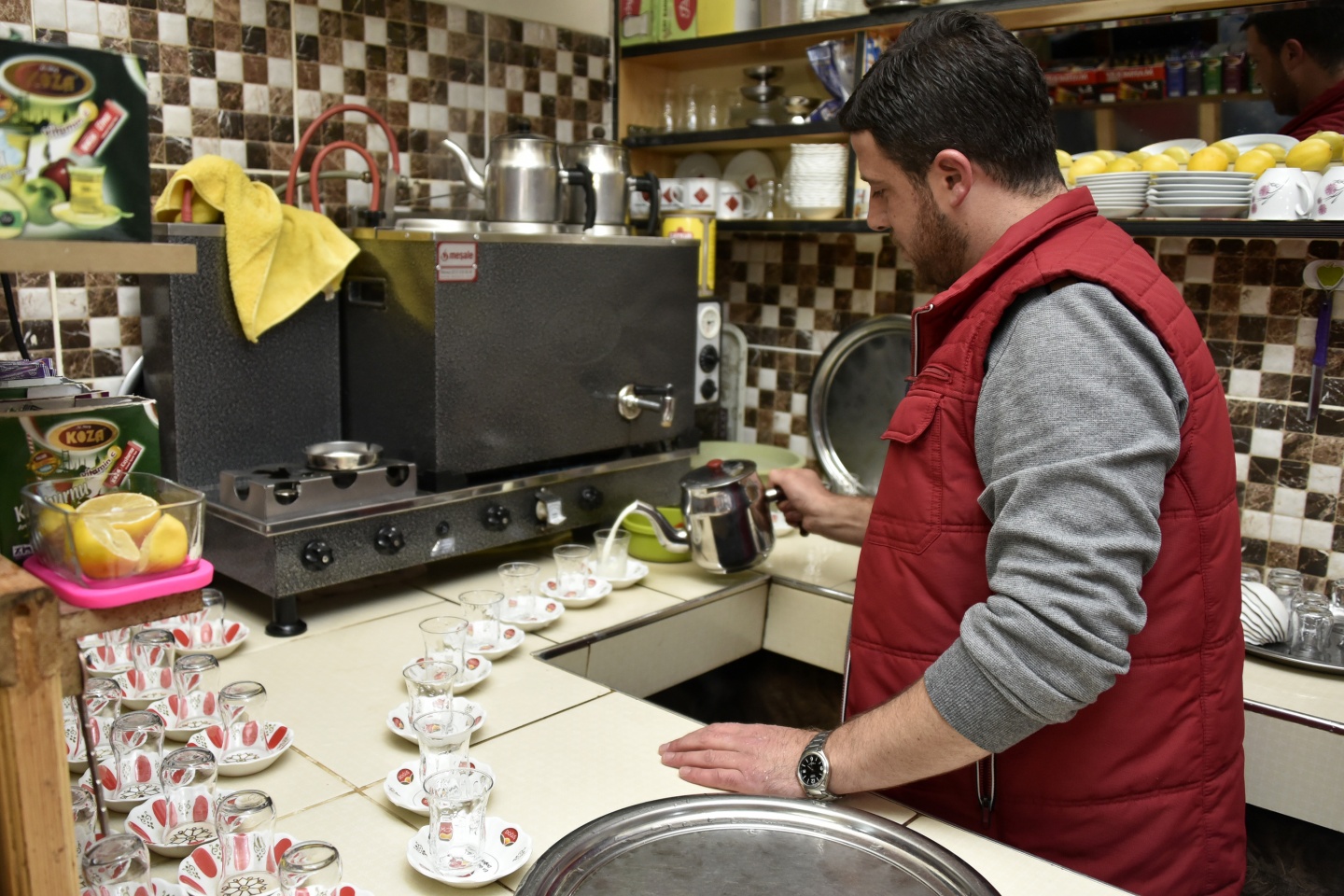 Bu ilçede 10 yıldır kahvelerde sıcak süt satılıyor 2