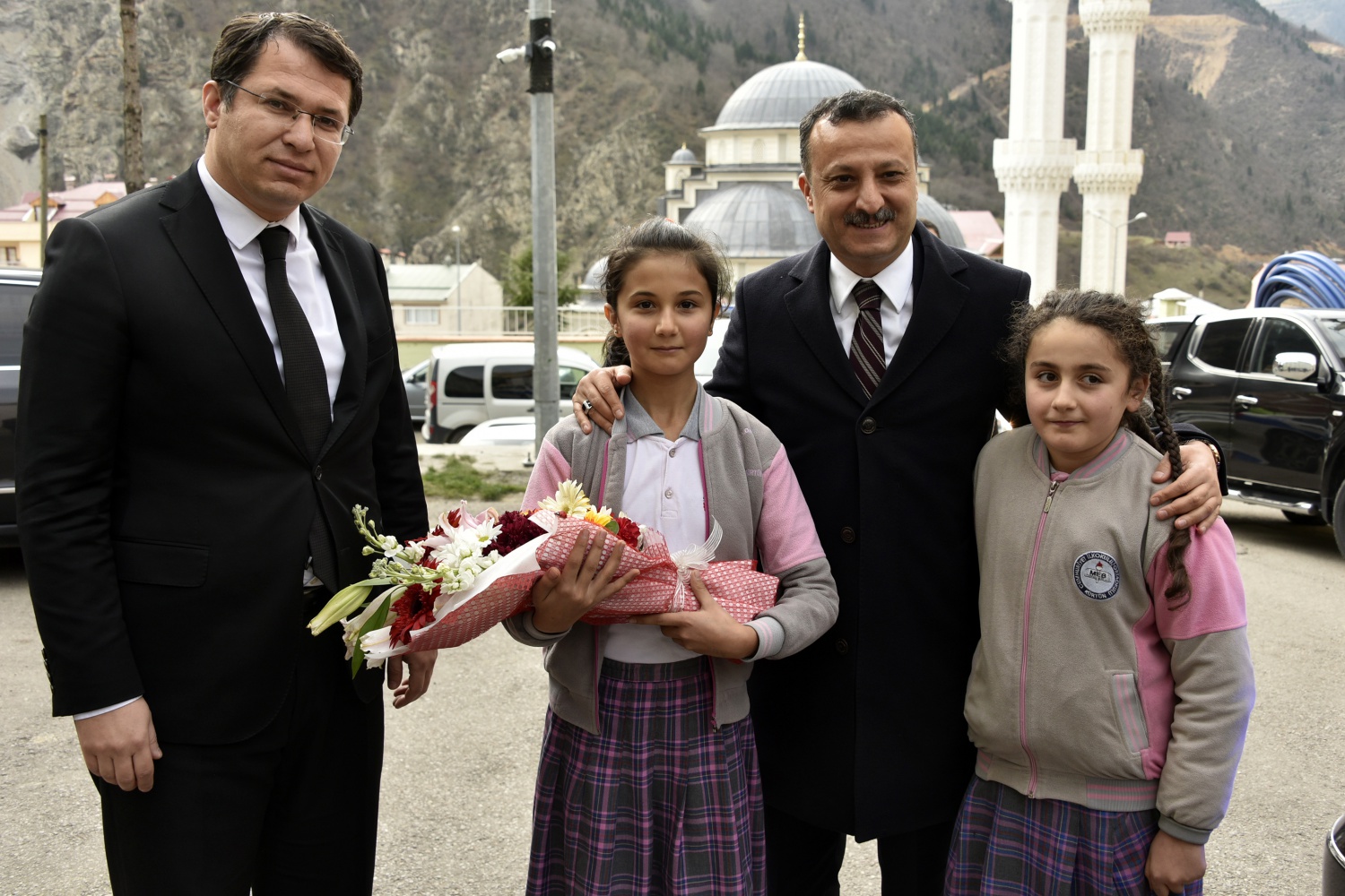 Vali Taşbilek Kürtün’de 3