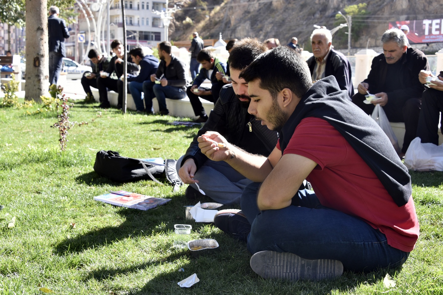Gümüşhane Emniyetinden vatandaşlara Aşure ikramı 3