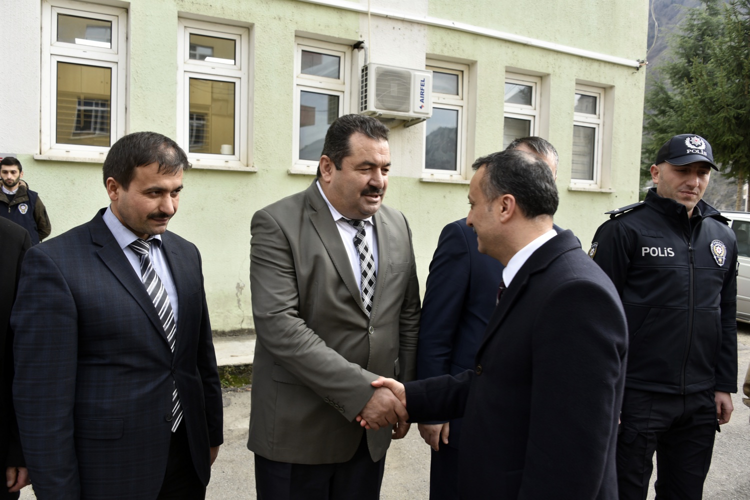 Vali Taşbilek Kürtün’de 7