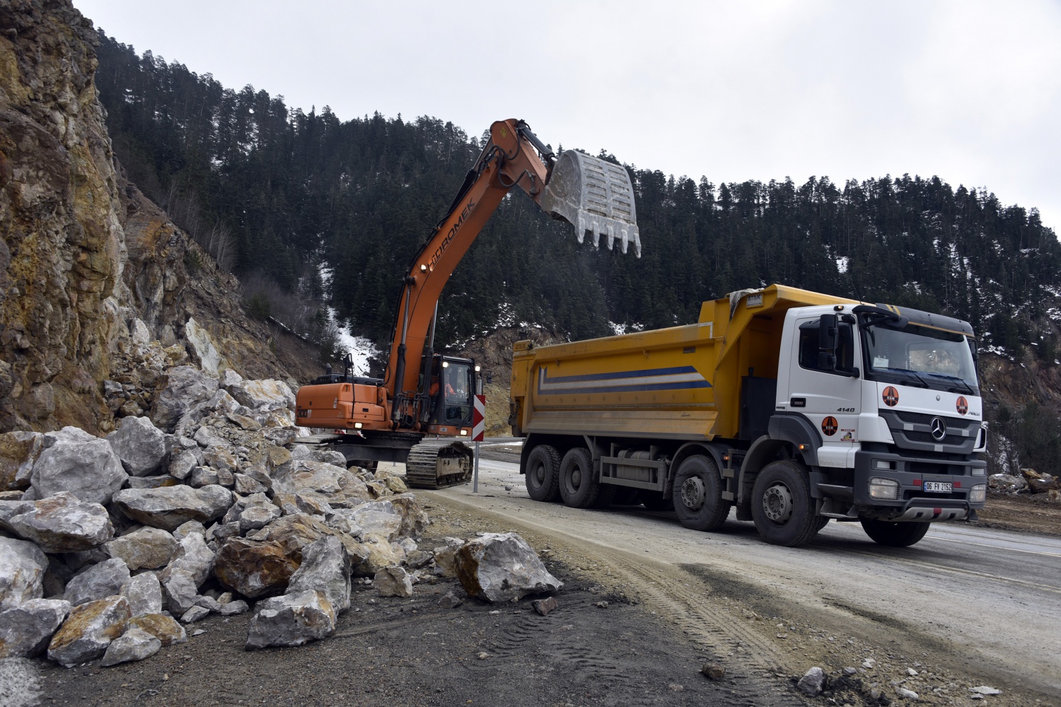 Zigana dağındaki heyelan 1