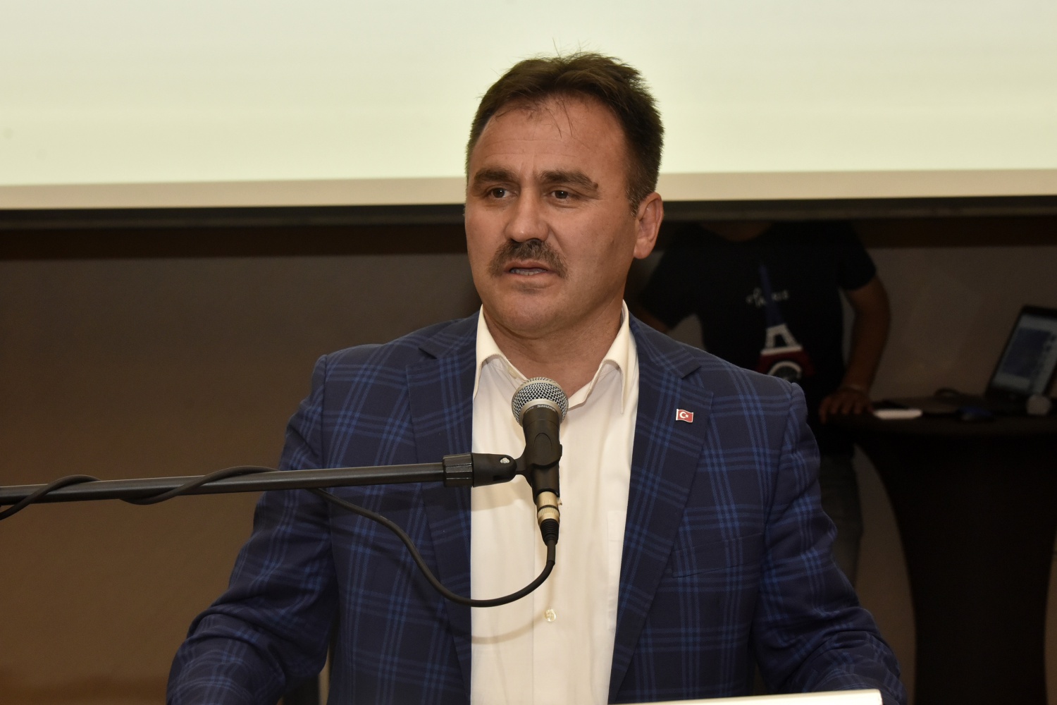 Gümüşhane’de tayini çıkan Kaymakamlara veda yemeği 15