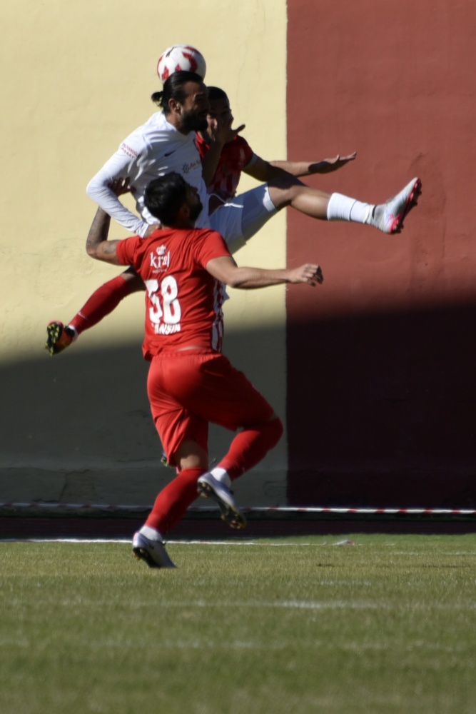 Kral'sın Gümüş: 1-0 14