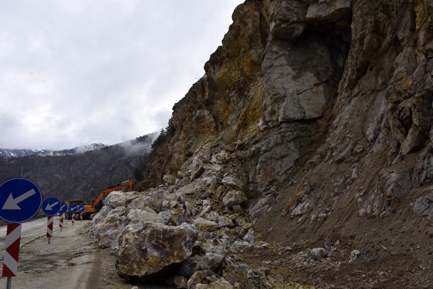 Zigana dağındaki heyelan 13