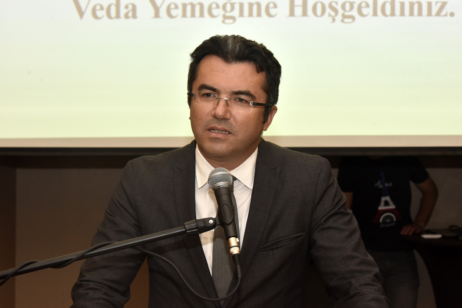 Gümüşhane’de tayini çıkan Kaymakamlara veda yemeği 14