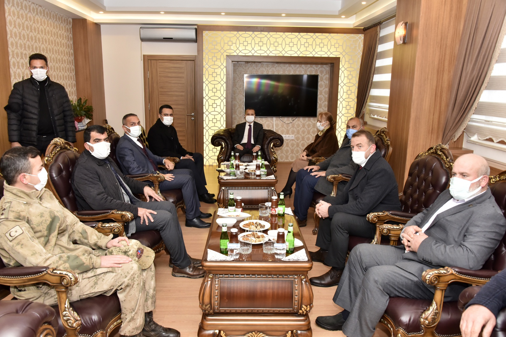 Vali Taşbilek Şiran ilçesinde incelemelerde bulundu 19