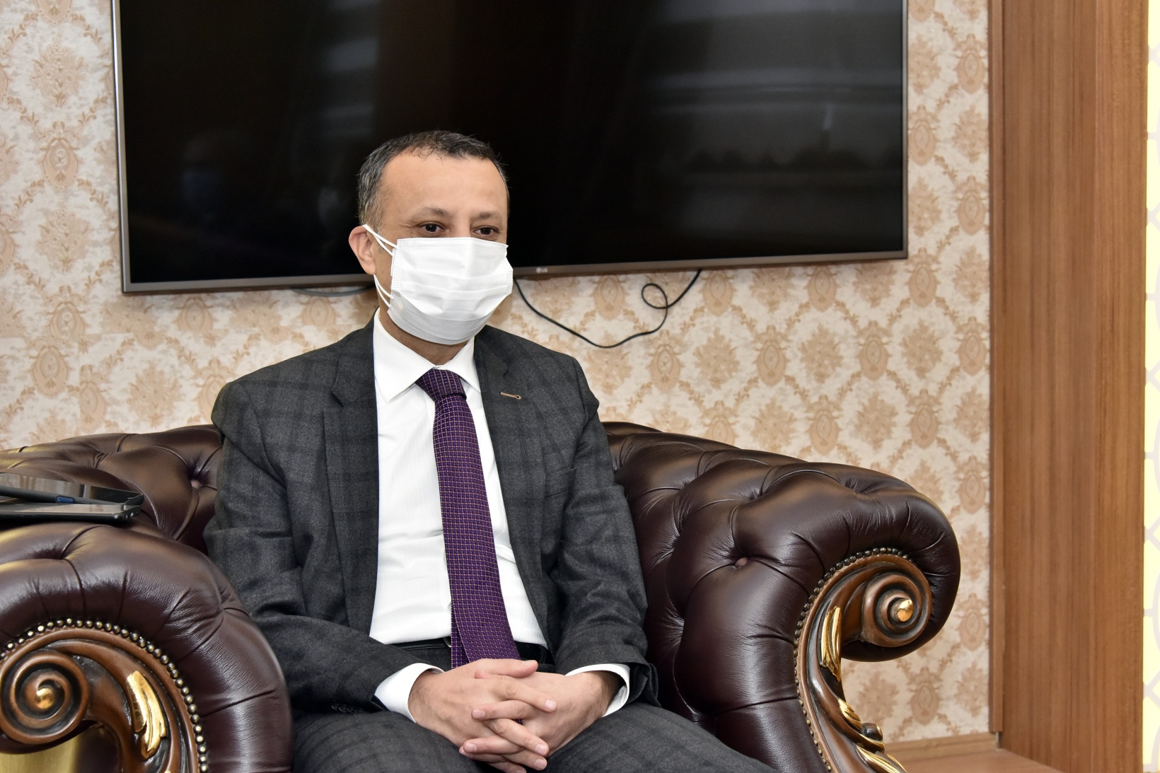 Vali Taşbilek Şiran ilçesinde incelemelerde bulundu 17