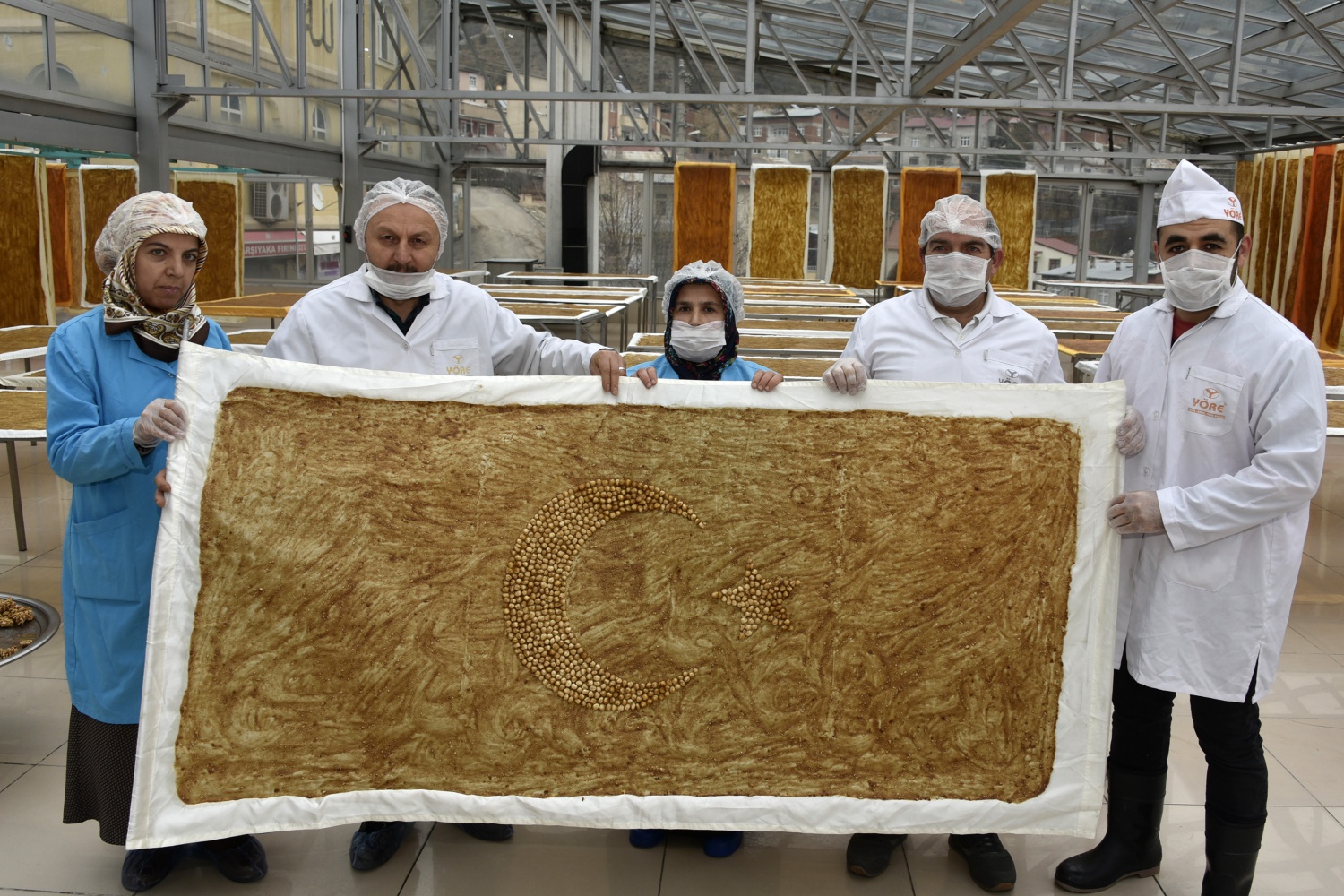 Dut'un ceviz ve fındığa olan sevdasının ürünü: Pestil ve köme 30