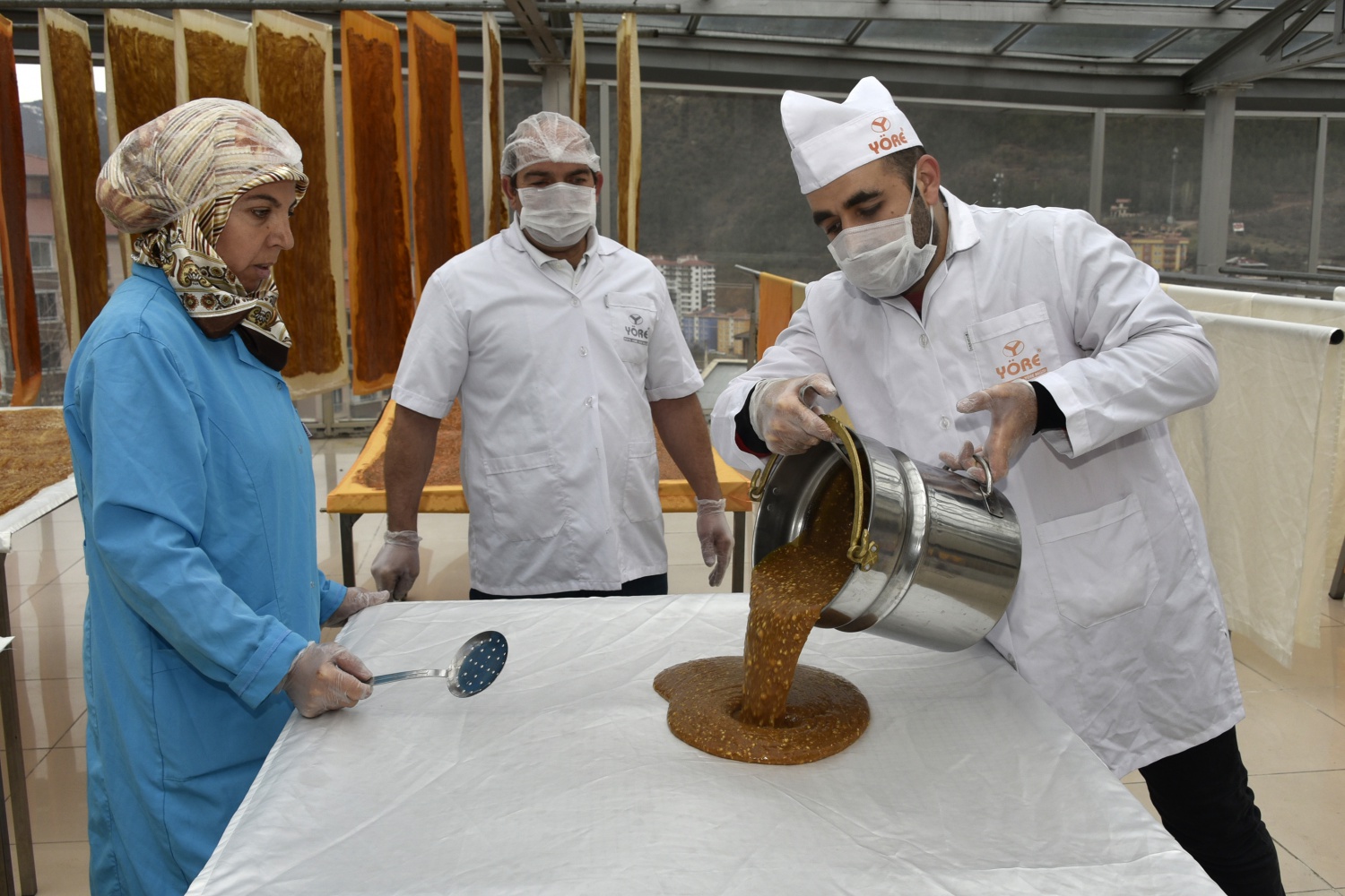 Dut'un ceviz ve fındığa olan sevdasının ürünü: Pestil ve köme 13