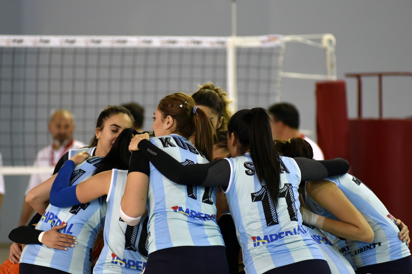 Gümüş Kızlar ezdi geçti: 3-0 53