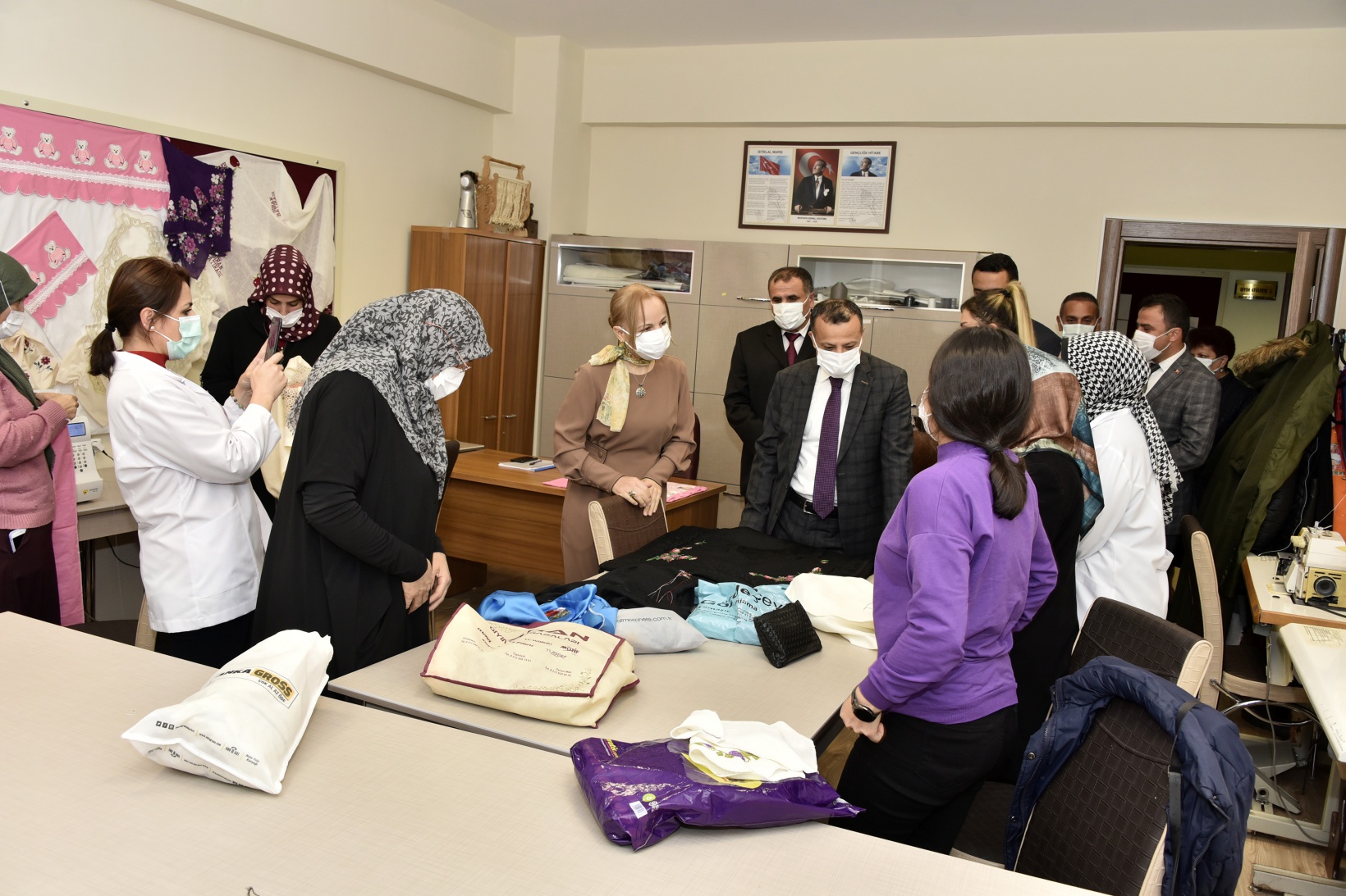 Vali Taşbilek Şiran ilçesinde incelemelerde bulundu 12