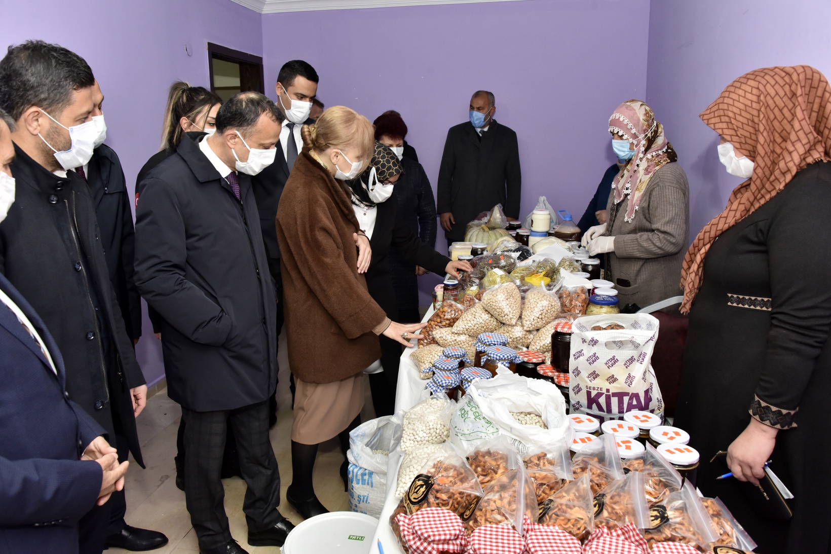 Vali Taşbilek Şiran ilçesinde incelemelerde bulundu 16