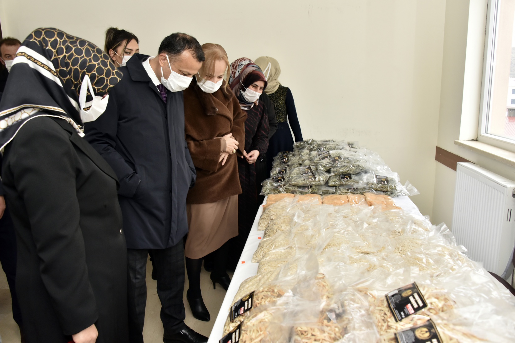 Vali Taşbilek Şiran ilçesinde incelemelerde bulundu 18