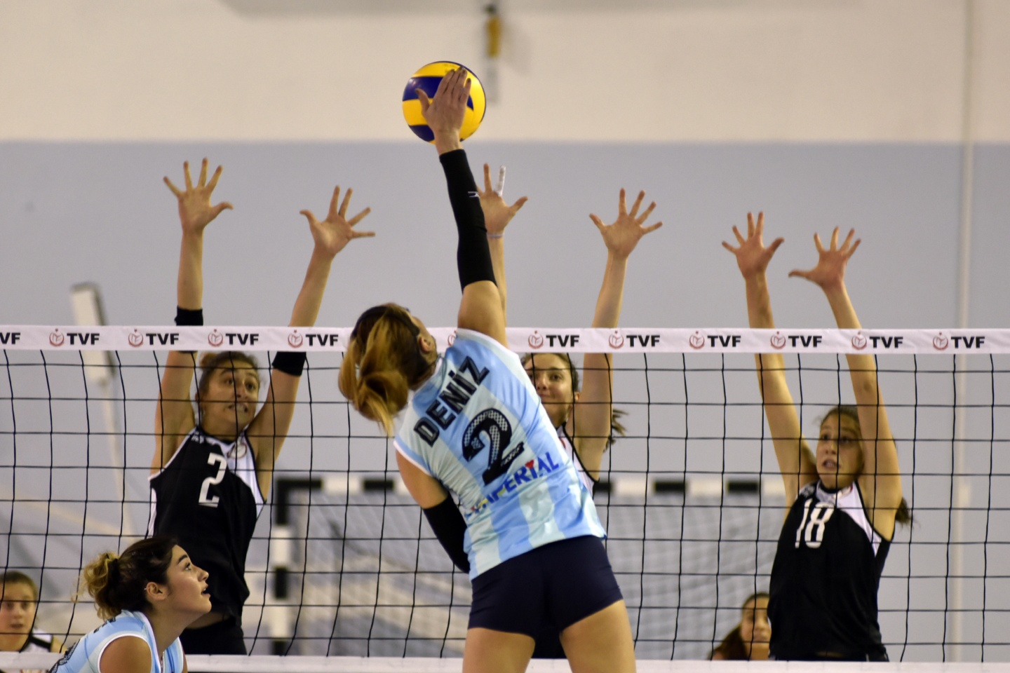 Gümüş Kızlar ezdi geçti: 3-0 16