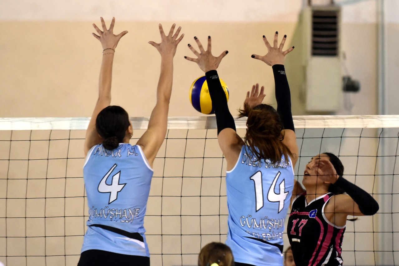 Gümüş Kızlar iyi başladı: 3-1 17