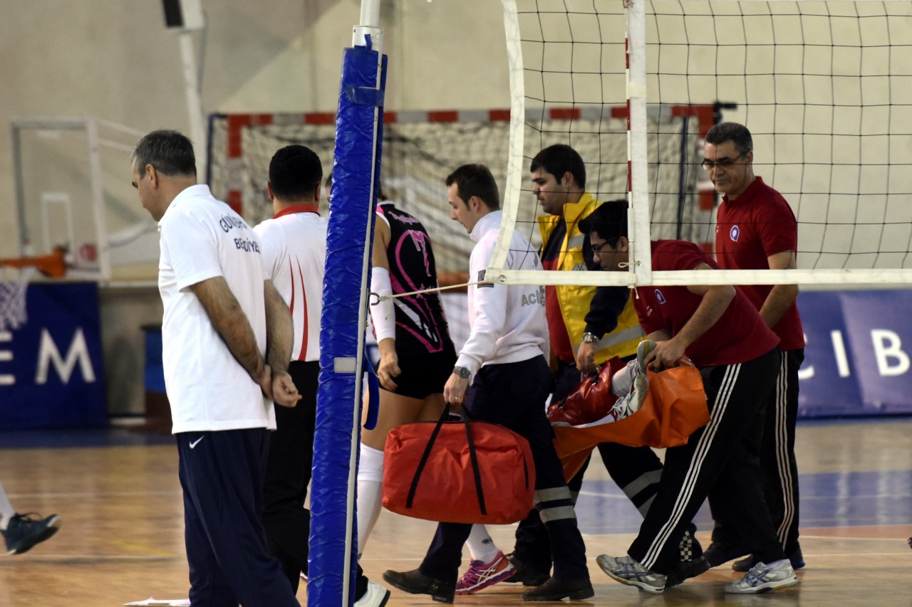 Gümüş Kızlar iyi başladı: 3-1 18