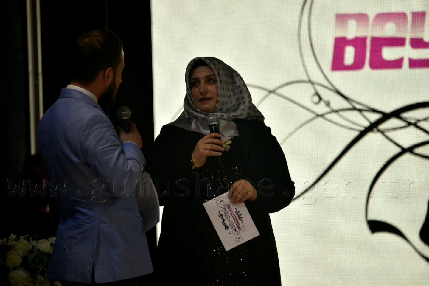 100 yıllık gelinlik podyumda 42