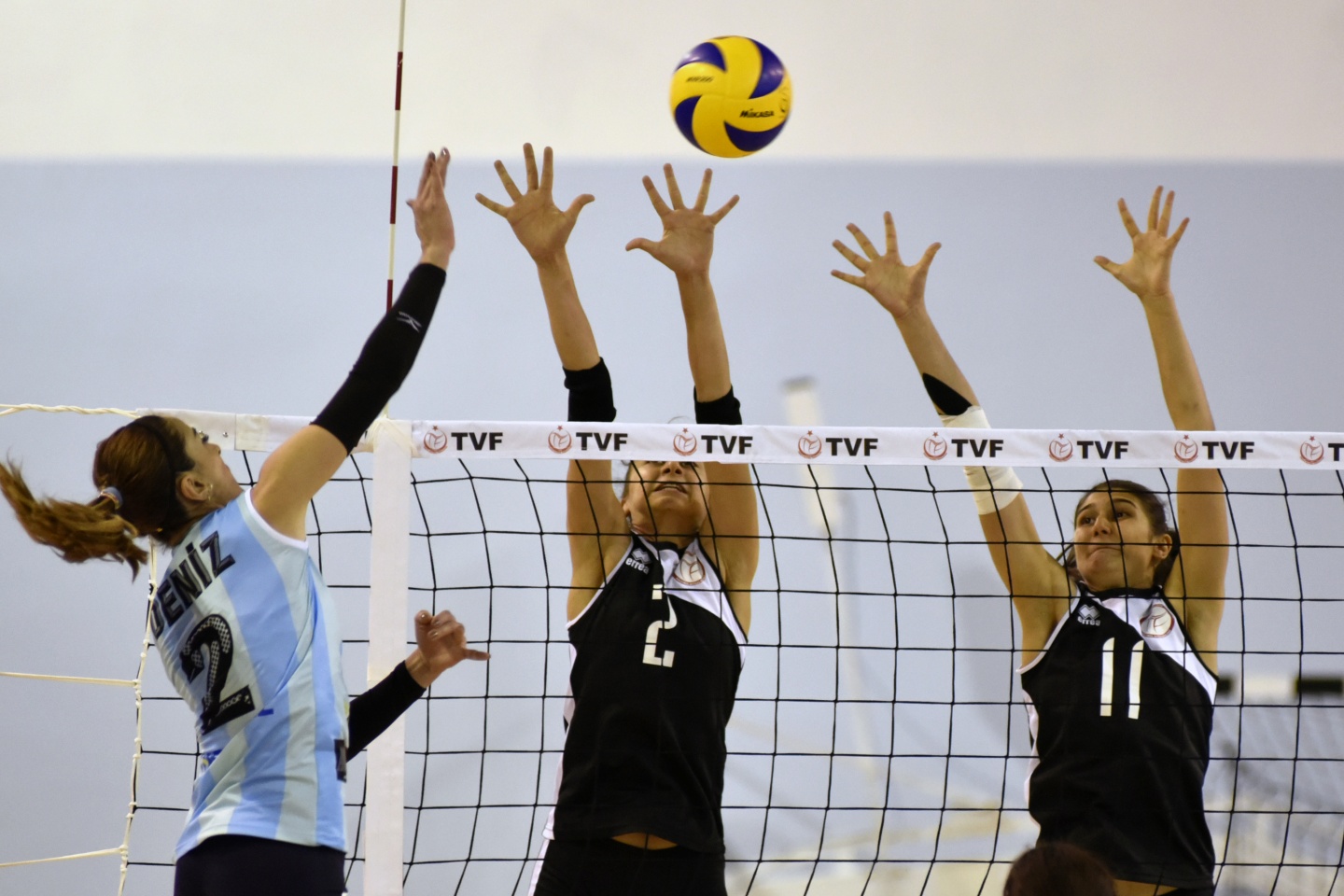 Gümüş Kızlar ezdi geçti: 3-0 31