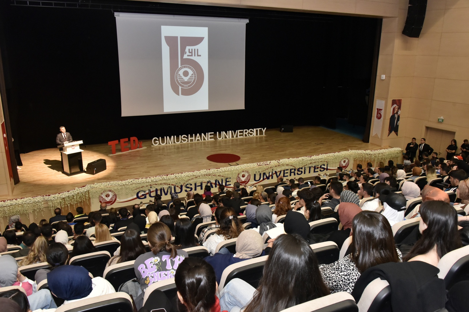 Başarı hikayeleri TEDx Gümüşhane University’de anlatıldı 61