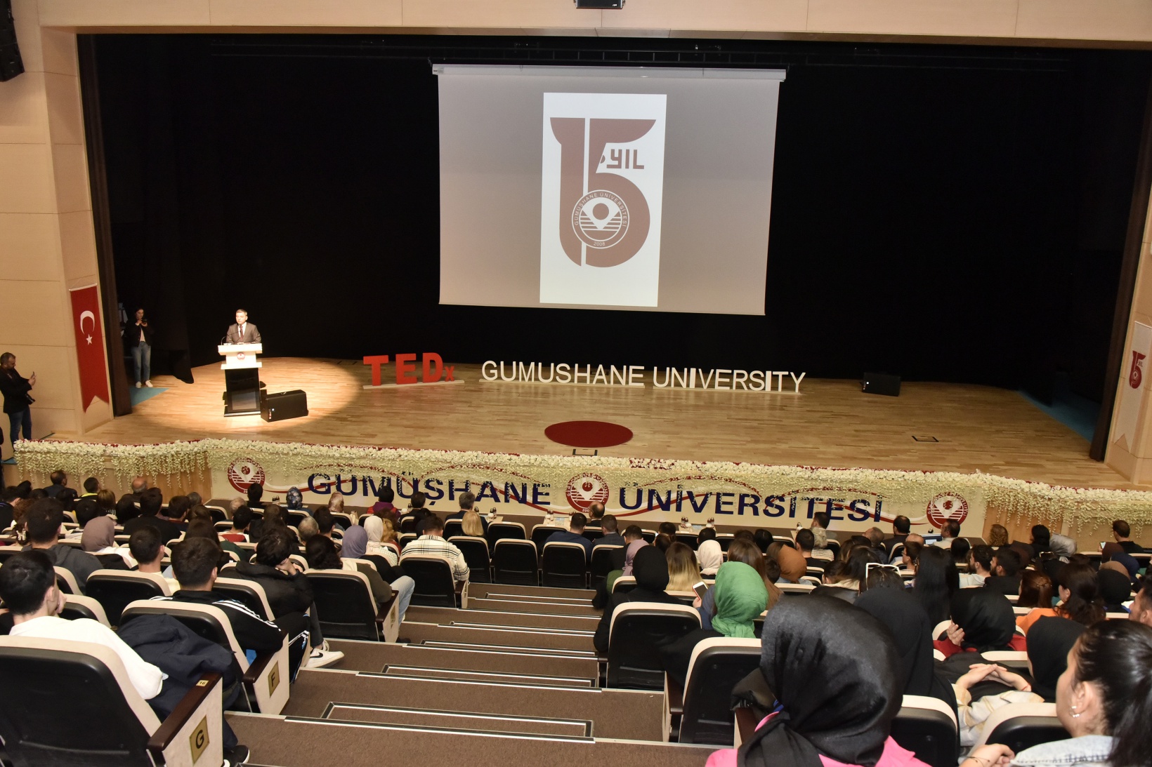 Başarı hikayeleri TEDx Gümüşhane University’de anlatıldı 43
