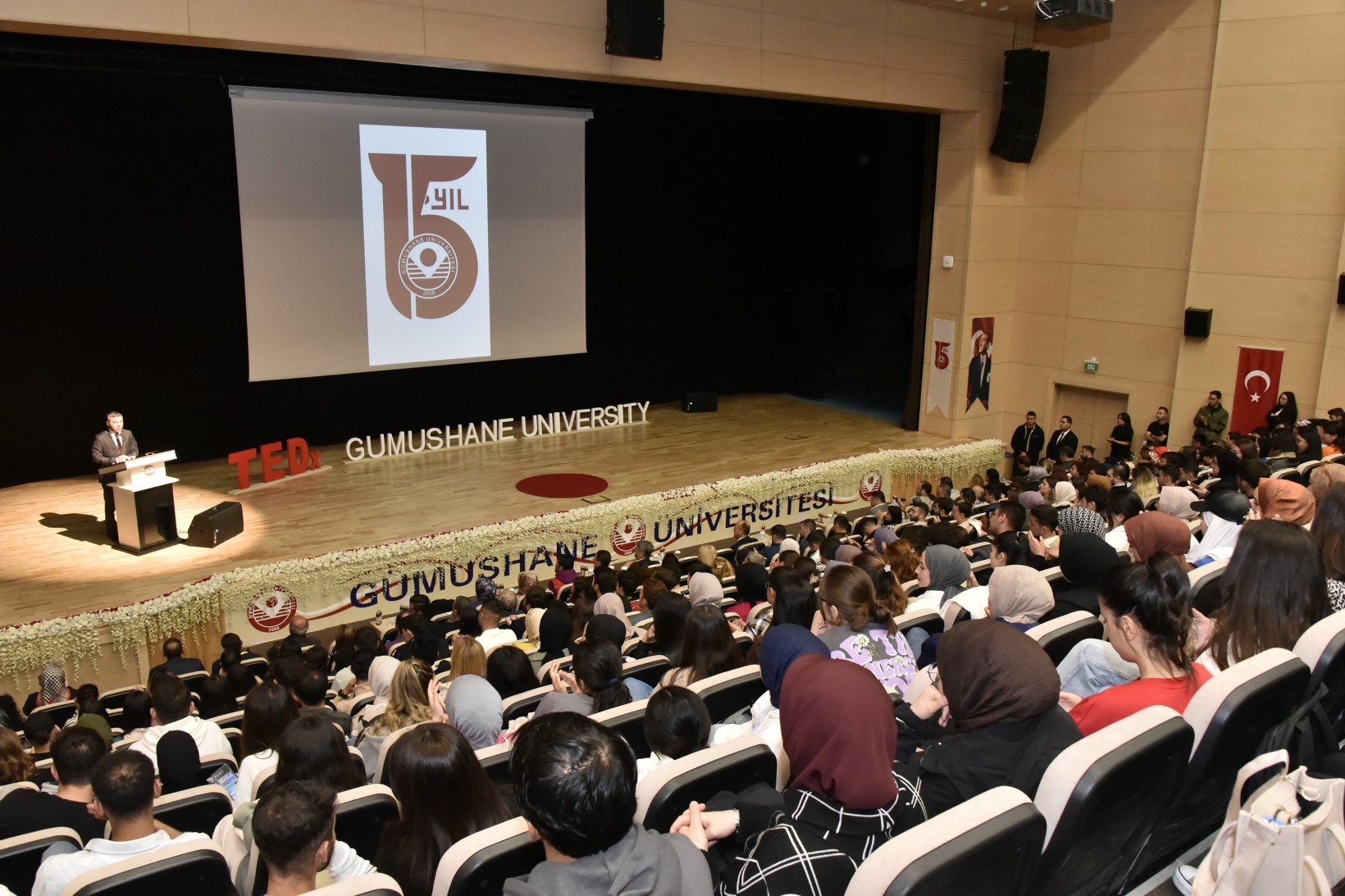 Başarı hikayeleri TEDx Gümüşhane University’de anlatıldı 57